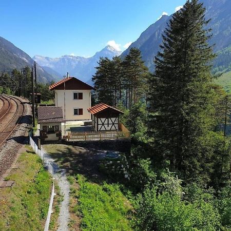 Willa Bahnwaerterhaus Eggwald Wassen Zewnętrze zdjęcie