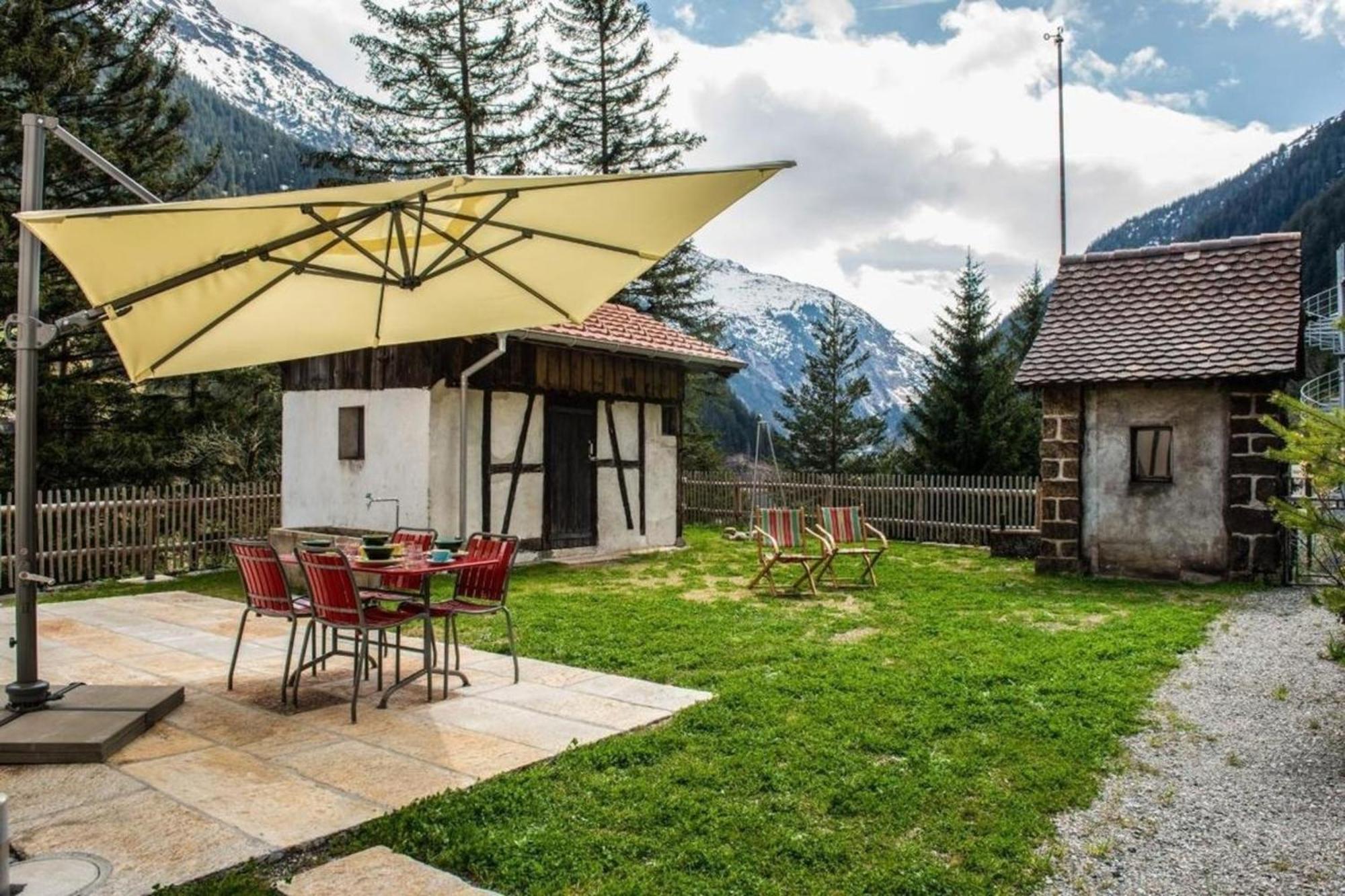 Willa Bahnwaerterhaus Eggwald Wassen Zewnętrze zdjęcie