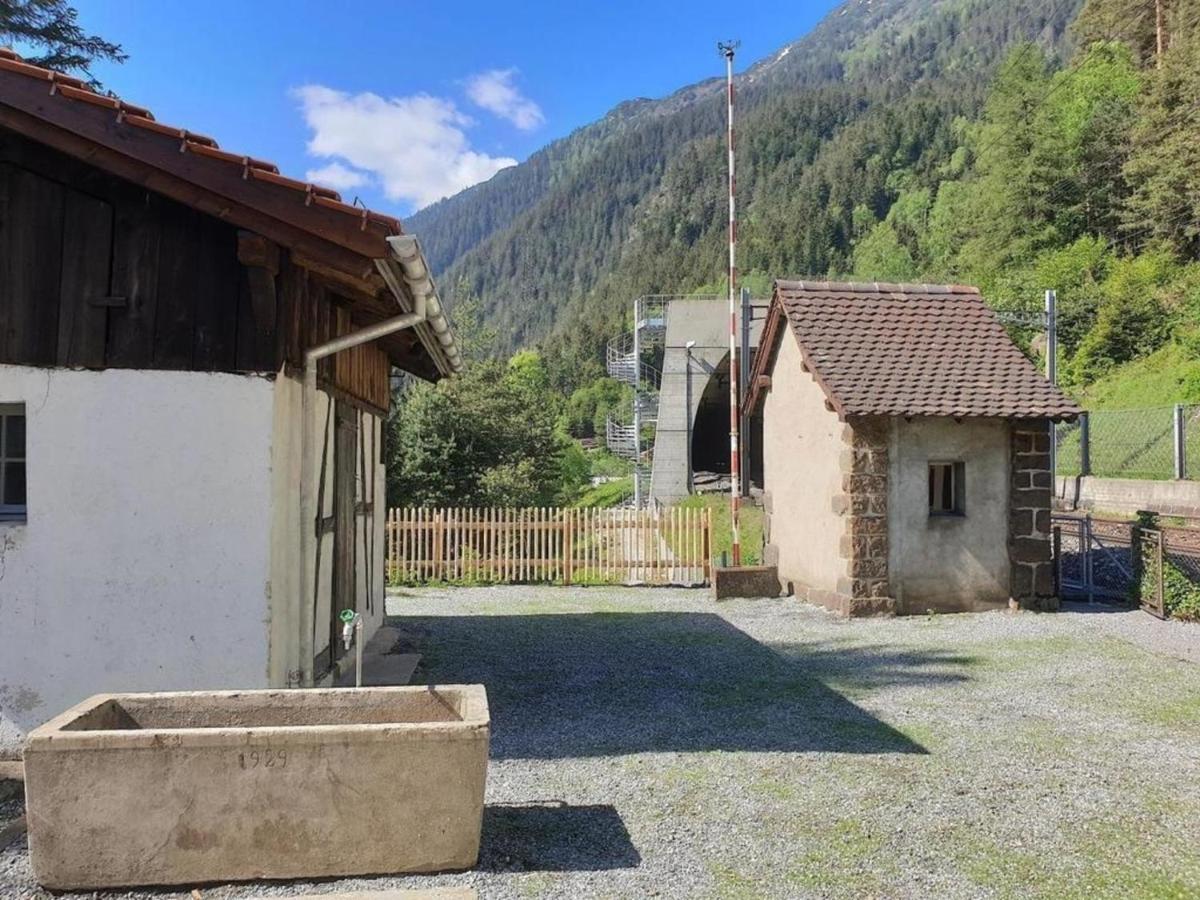 Willa Bahnwaerterhaus Eggwald Wassen Zewnętrze zdjęcie