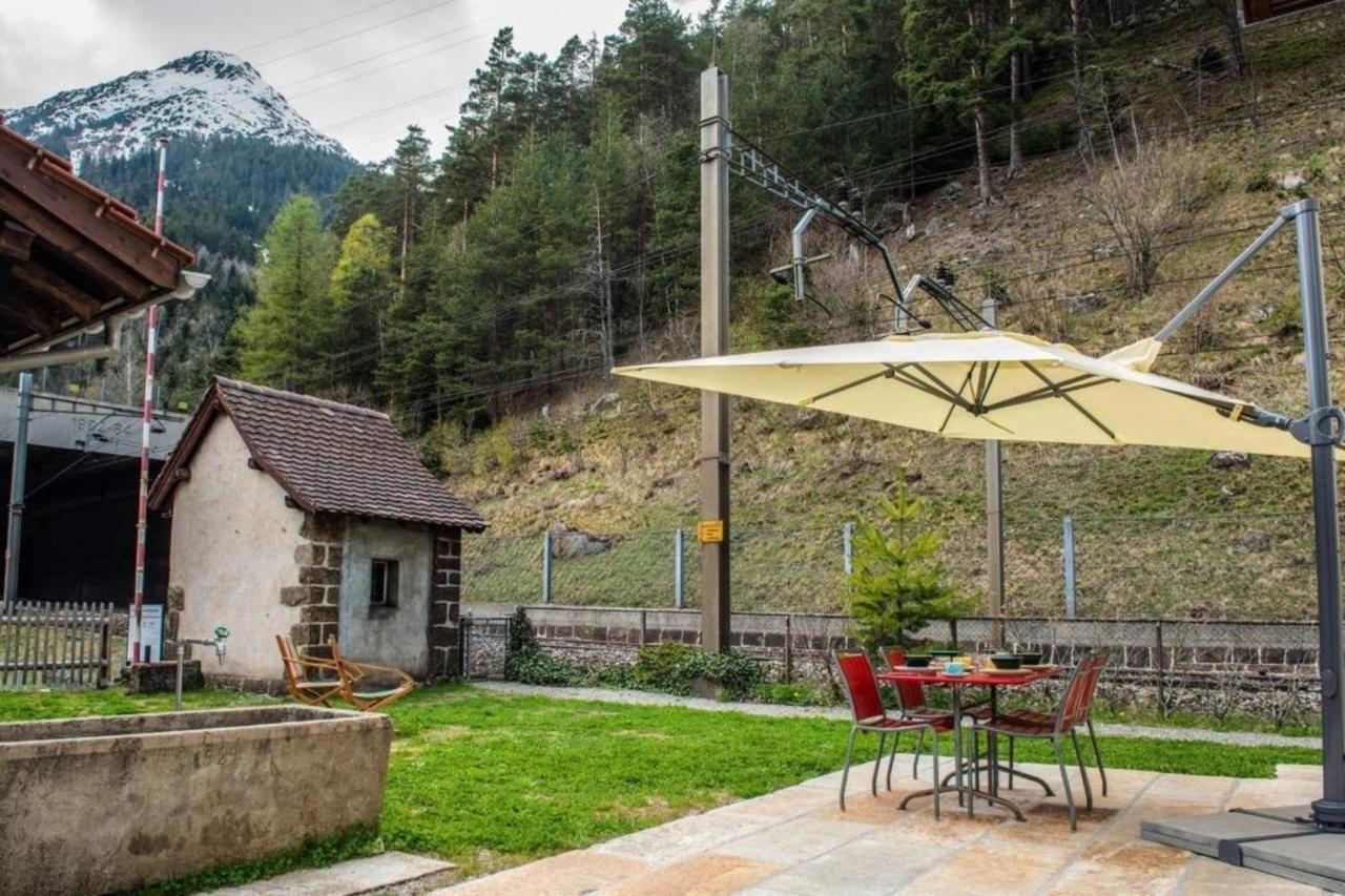 Willa Bahnwaerterhaus Eggwald Wassen Zewnętrze zdjęcie