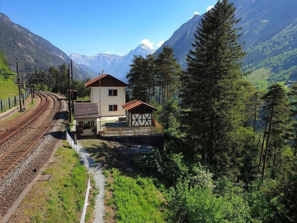 Willa Bahnwaerterhaus Eggwald Wassen Zewnętrze zdjęcie